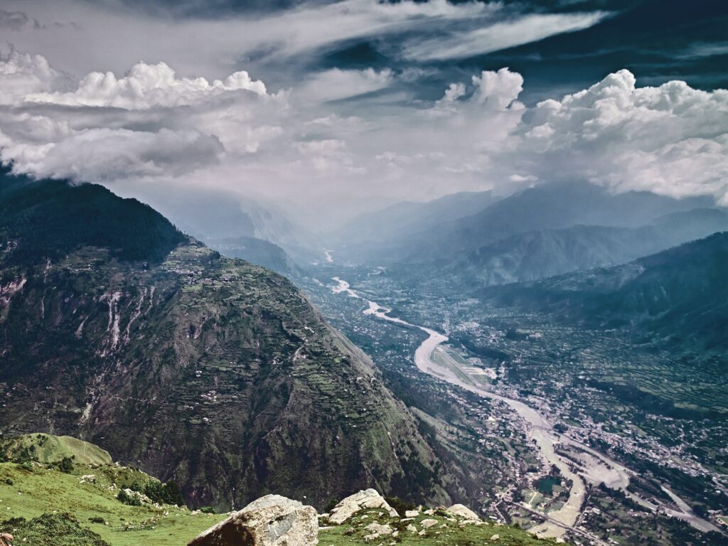 Kullu Valley Himachal Pradesh Poppy Parrot